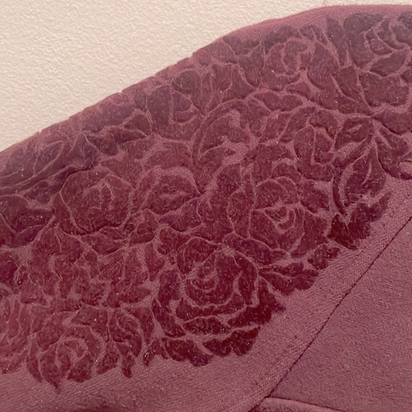 Lulu lemon purple mock neck sweatshirt - Picture 3 of 3